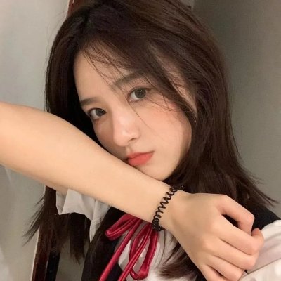 在光影中漫步:罗比穆勒